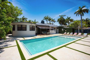 Luxury Villa WALK 5 minutes to Hollywood Beach